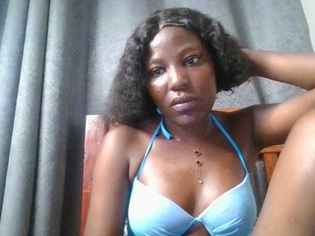 Dimplelaydy live cam on BongaCams