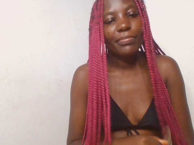 Dimplelaydy live cam on BongaCams