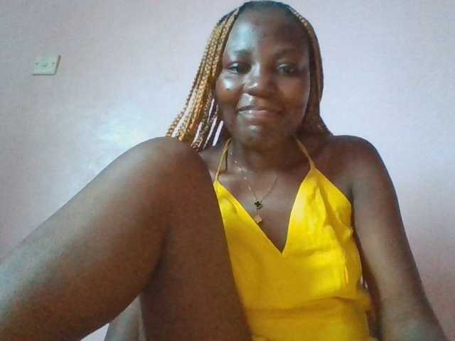 Dimplelaydy live cam on BongaCams