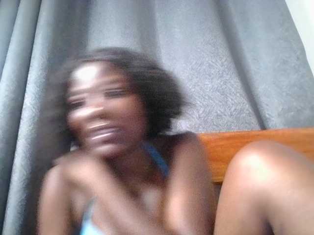 Dimplelaydy live cam on BongaCams