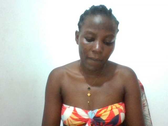 Dimplelaydy live cam on BongaCams