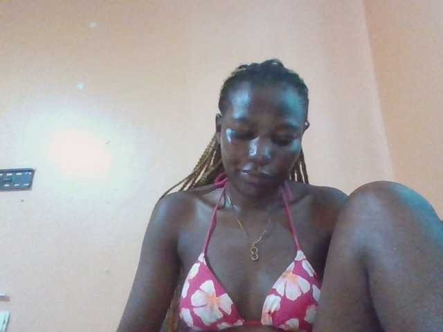 Dimplelaydy live cam on BongaCams