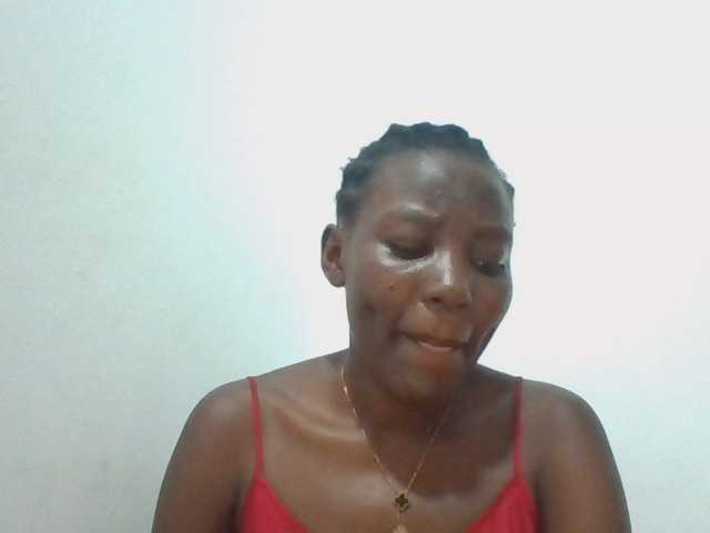 Dimplelaydy live cam on BongaCams