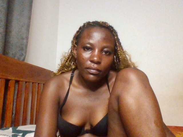 Dimplelaydy live cam on BongaCams
