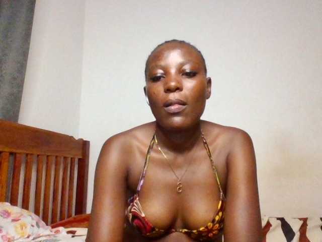 Dimplelaydy live cam on BongaCams