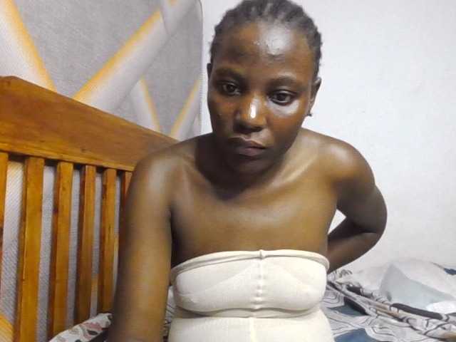 Dimplelaydy live cam on BongaCams
