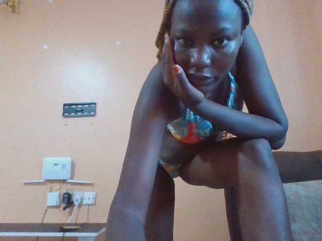 Dimplelaydy live cam on BongaCams