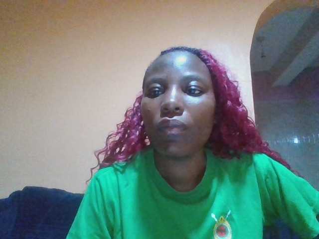 Dimplelaydy live cam on BongaCams
