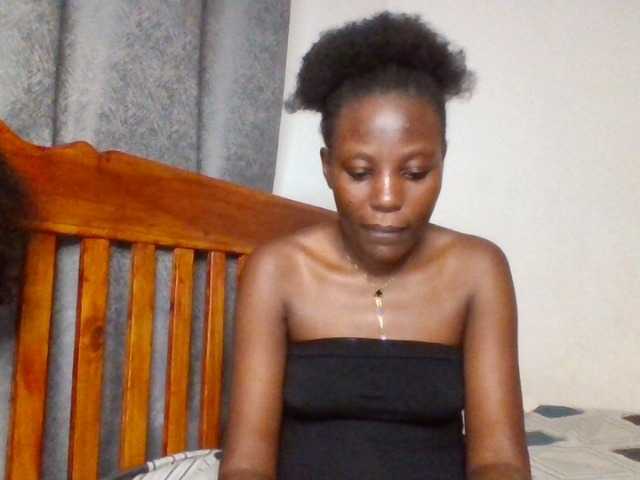 Dimplelaydy live cam on BongaCams