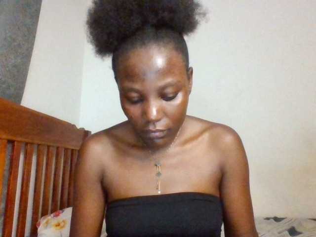 Dimplelaydy live cam on BongaCams