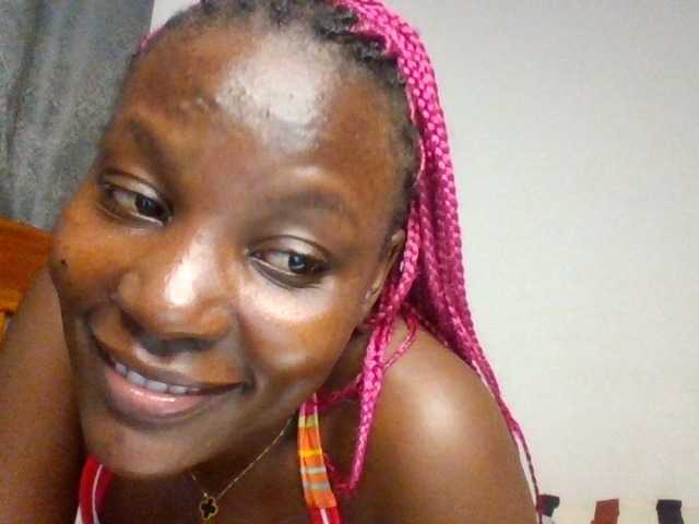 Dimplelaydy live cam on BongaCams
