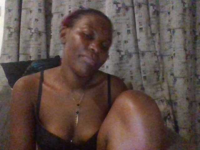 Dimplelaydy live cam on BongaCams