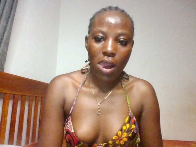 Dimplelaydy live cam on BongaCams