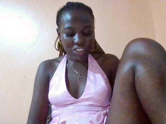 Dimplelaydy live cam on BongaCams