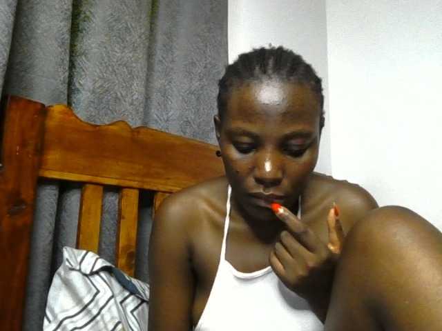 Dimplelaydy live cam on BongaCams