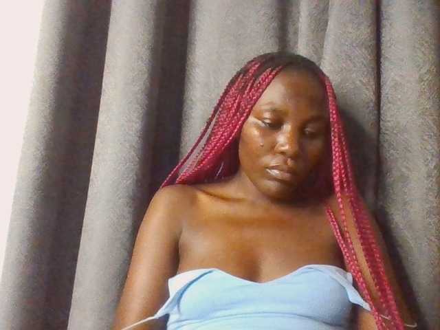 Dimplelaydy live cam on BongaCams