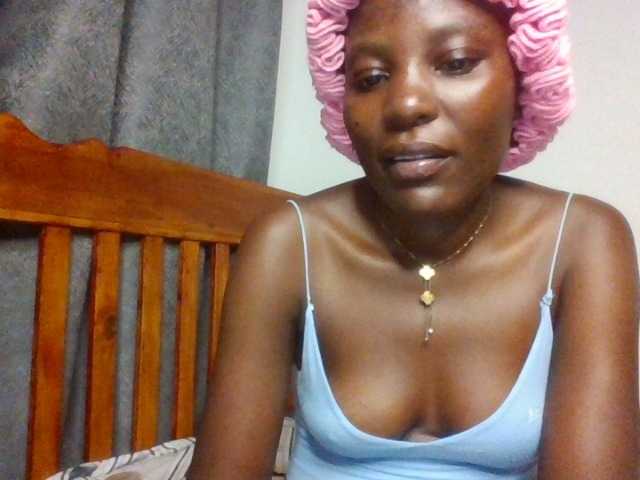 Dimplelaydy live cam on BongaCams