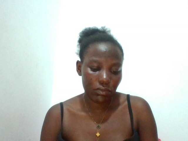 Dimplelaydy live cam on BongaCams