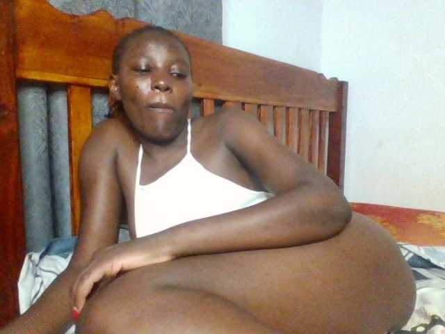 Dimplelaydy live cam on BongaCams