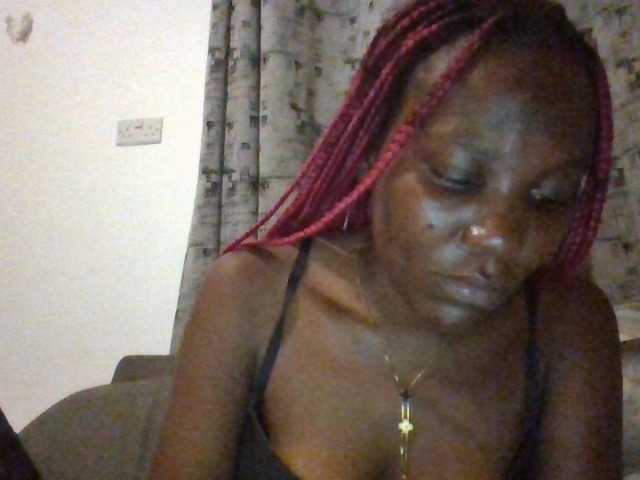 Dimplelaydy live cam on BongaCams