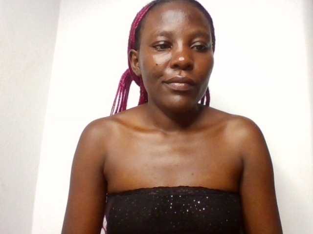 Dimplelaydy live cam on BongaCams
