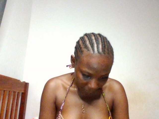 Dimplelaydy live cam on BongaCams