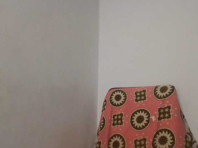 Dimplelaydy live cam on BongaCams