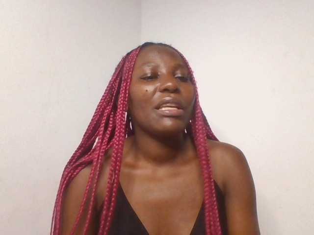 Dimplelaydy live cam on BongaCams