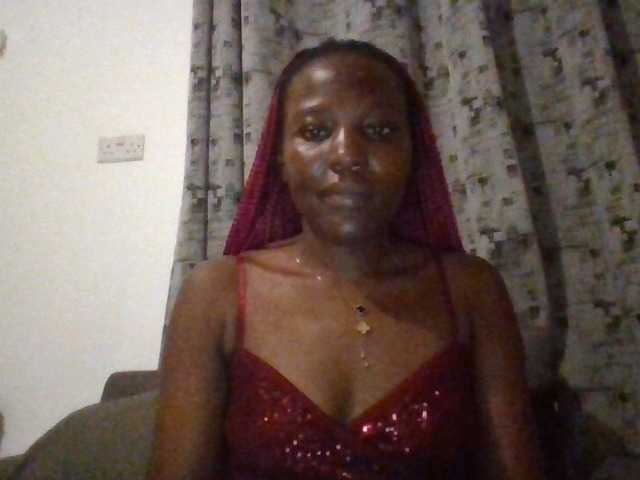 Dimplelaydy live cam on BongaCams