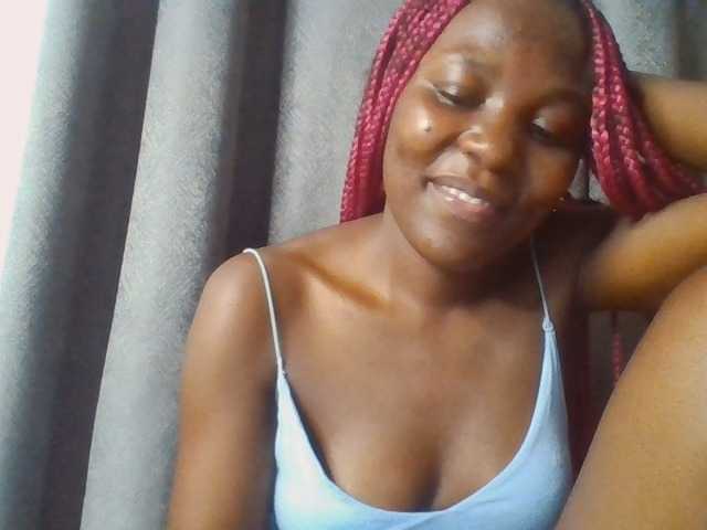 Dimplelaydy live cam on BongaCams
