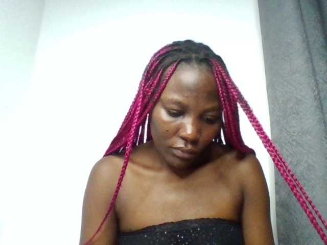 Dimplelaydy live cam on BongaCams