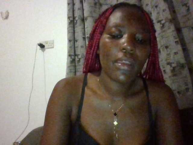 Dimplelaydy live cam on BongaCams