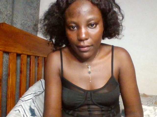 Dimplelaydy live cam on BongaCams