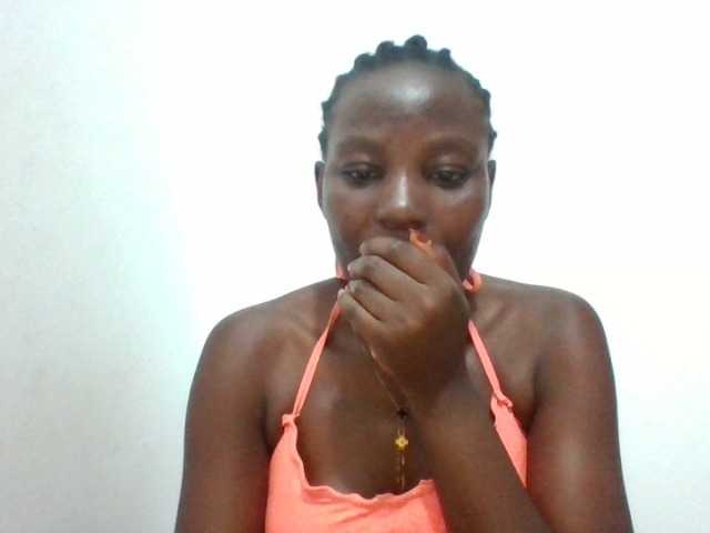 Dimplelaydy live cam on BongaCams