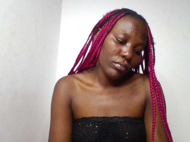Dimplelaydy live webcam show