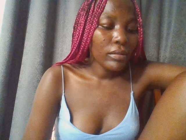 Dimplelaydy live cam on BongaCams