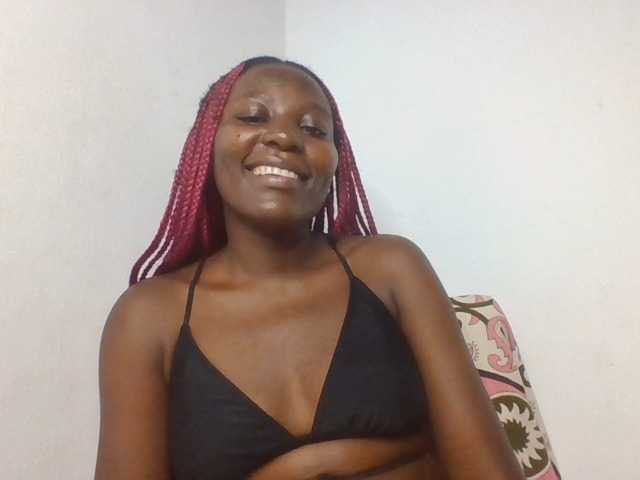 Dimplelaydy live cam on BongaCams