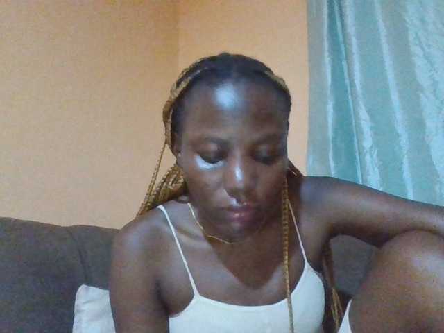 Dimplelaydy live cam on BongaCams