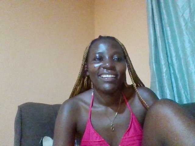 Dimplelaydy live cam on BongaCams