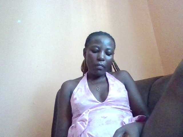 Dimplelaydy live cam preview