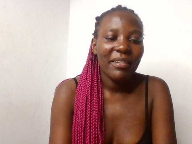 Dimplelaydy live cam on BongaCams