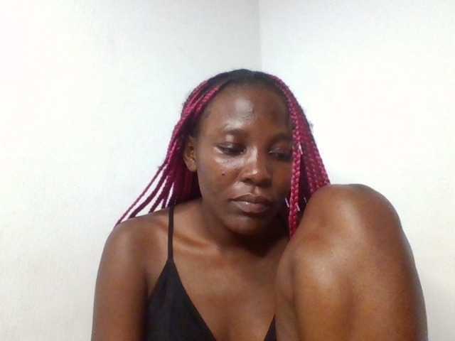 Dimplelaydy live cam on BongaCams