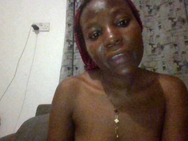 Dimplelaydy live cam on BongaCams