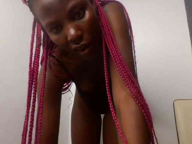 Dimplelaydy webcam