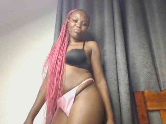 Dimplelaydy webcam