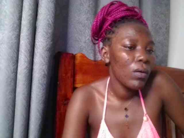 Dimplelaydy webcam