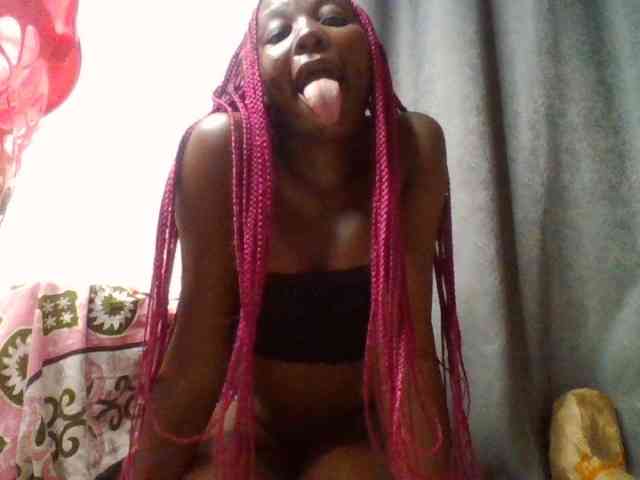 Dimplelaydy webcam