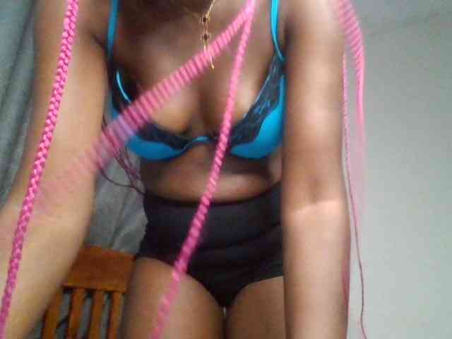 Dimplelaydy webcam