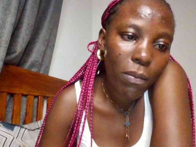 Dimplelaydy webcam