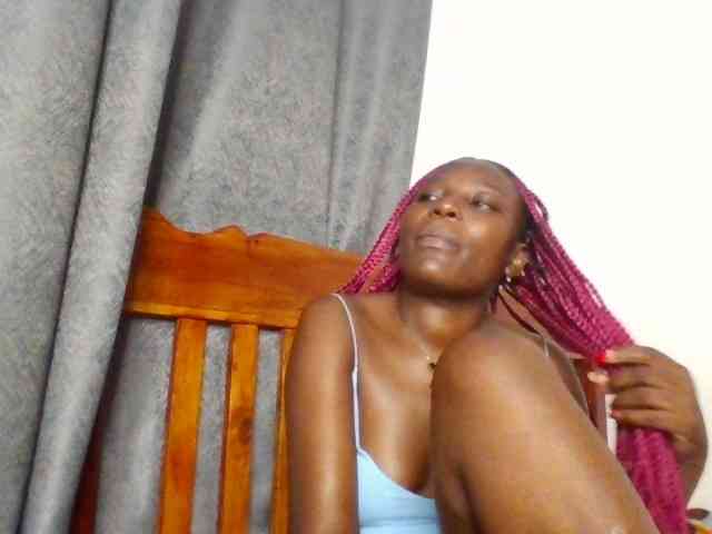 Dimplelaydy webcam